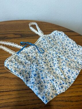 Cottagecore milkmaid renfair dainty feminine corset with little bow praire puff